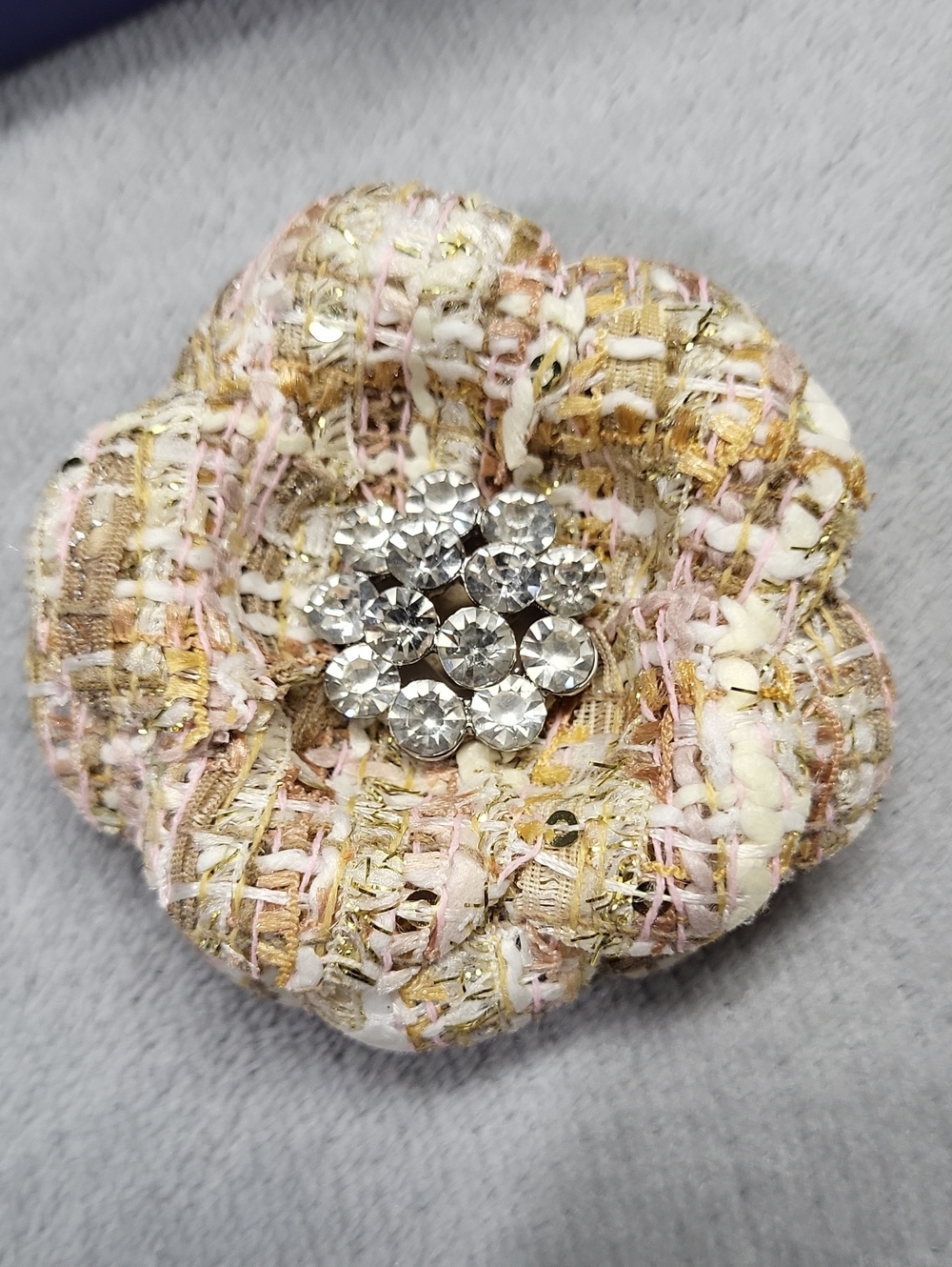 Tweed & Rhinestones Pin Clip from Japan - Picture 4 of 8